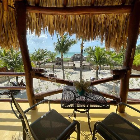 Beach Guesthouse Holbox Apartments & Suites Екстер'єр фото